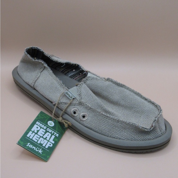 Shoes - Sanuk loafers
